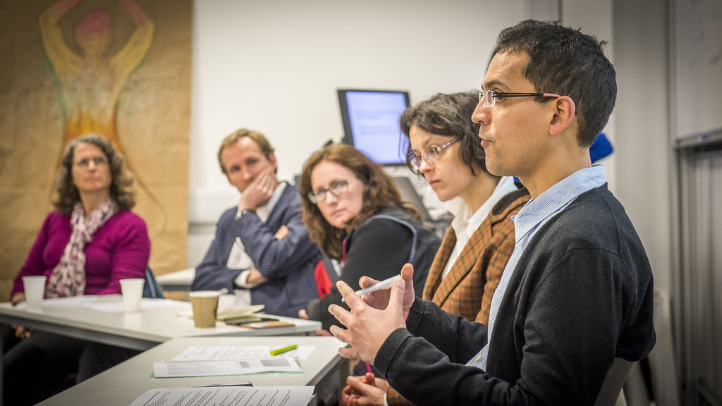 Social science PhD research methodology explained